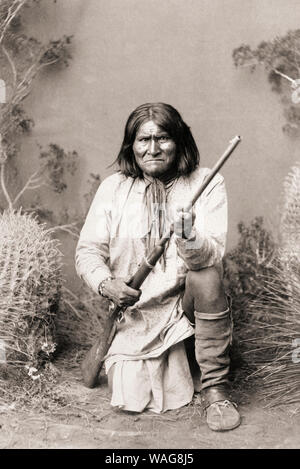 Geronimo, 1829-1909.  A leader and medicine man of the Bedonkohe band of the Apache tribe. Stock Photo