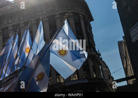 Buenos Aires, Argentina. 20th Aug, 2019. Aug 20, 2019 - Buenos Aires, Argentina - Argentina's peso weakened and keep low per dollar. Images of the financial district, the Central Bank, exchange houses and banks in Buenos Aires. Credit: Maximiliano Ramos/ZUMA Wire/Alamy Live News Stock Photo