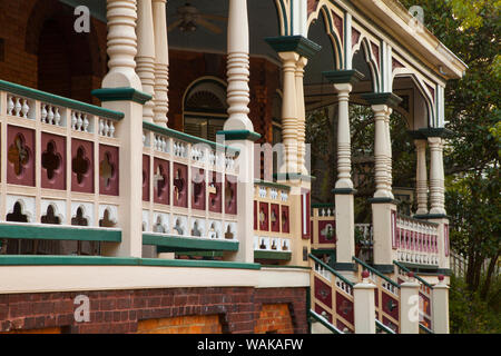 USA, Georgia, Savannah. Victorian architecture in the Historic District of Savannah. Stock Photo