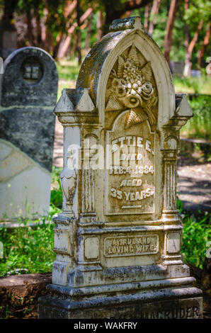 Tombstones in the Jacksonville Cemetery, Jacksonville, Oregon, USA. (Editorial Use Only) Stock Photo