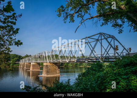 USA, Pennsylvania, Bucks County. Washington Crossing, bridge across the Delaware River Stock Photo