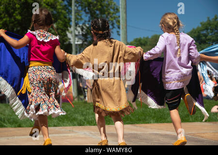 Odanak, Québec, Canada : July 7, 2019 - Girls Fancy Shawl Dance, Pow Wow Odanak, Abenaki Stock Photo