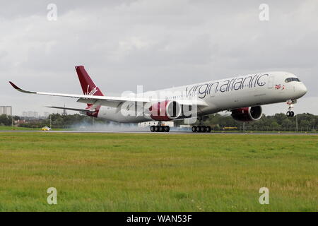 VIRGIN ATLANTIC'S FIRST AIRBUS A350-1000, G-VLUX. Stock Photo