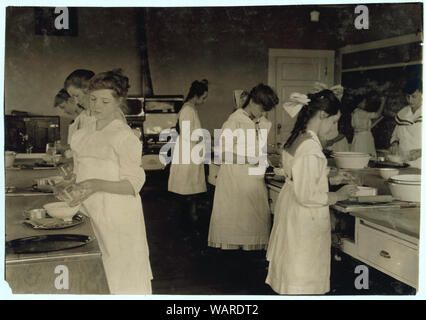 Domestic Science class in Horace Mann School. See Bliss report. Abstract: Photographs from the records of the National Child Labor Committee (U.S.) Stock Photo