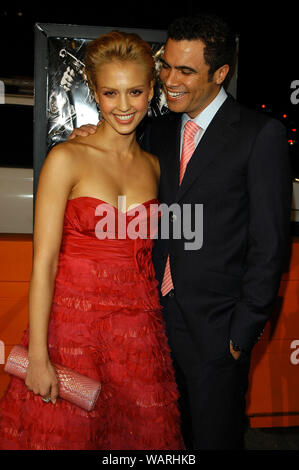 Jessica Alba and boyfriend Cash Warren leaving the Coral Tree Cafe in