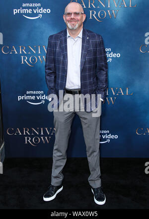 Hollywood, United States. 21st Aug, 2019. HOLLYWOOD, LOS ANGELES, CALIFORNIA, USA - AUGUST 21: Screenwriter Marc Guggenheim arrives at the Los Angeles Premiere Of Amazon's 'Carnival Row' held at the TCL Chinese Theatre IMAX on August 21, 2019 in Hollywood, Los Angeles, California, United States. (Photo by Xavier Collin/Image Press Agency) Credit: Image Press Agency/Alamy Live News Stock Photo