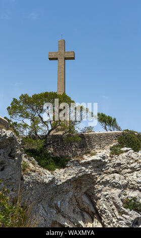 Cross Santuari de Sant Salvador Monastery, Santuario de San Salvador, near Felanitx,  Mallorca, Balearic Islands, Spain. Stock Photo