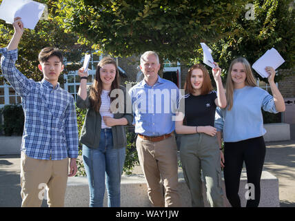 Kingston Grammar School students celebrate and congratulate each other as they receive their GCSE Results Stock Photo