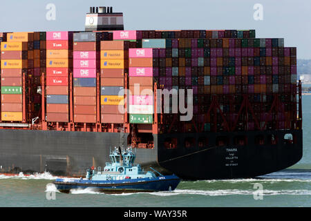 close up,Container Ship, arriving,Tihama,Valetta,UASC,, Southampton, port,The Solent, Cowes, Isle of Wight, England, UK, Stock Photo