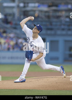 Los Angeles, CALIFORNIA, USA. 21st Aug, 2019. LOS ANGELES, CALIFORNIA - AUGUST 21: Walker Buehler #21 of the Los Angeles Dodgers pitches against the Toronto Blue Jays during the game at Dodger Stadium on August 21, 2019 in Los Angeles, California. Los Angeles Dodgers won the game 2-1 in the 10 inning.Armando Arorizo Credit: Armando Arorizo/Prensa Internacional/ZUMA Wire/Alamy Live News Stock Photo