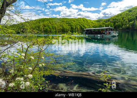 Europe, European, Eastern Europe, South East Europe, Dalmatia, Balkan, Croatia, Plitvice Lakes National Park, UNESCO, World Heritage, 30078054 Stock Photo