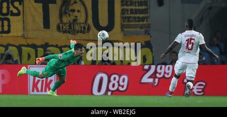 Cologne, Germany. 23rd Aug, 2019. firo: 23.08.2019, football, 1.Bundesliga, season 2019/2020, 1.FC Cologne - BVB, Borussia Dortmund goalkeeper Roman BURKI, BVB saves by header CORDOBA | usage worldwide Credit: dpa/Alamy Live News Stock Photo