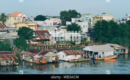 Chau Doc, Vietnam - Sep 3, 2017. Floating houses on Mekong River in Chau Doc, Vietnam. Chau Doc is a city in the heart of the Mekong Delta, in Vietnam Stock Photo
