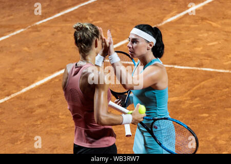 EKATERINE GORGODZE AND ARANTXA RUS during 30° Palermo Ladies Open 2019 - Finals Doppio, Palermo, Italy, 27 Jul 2019, Tennis Tennis Internationals Stock Photo