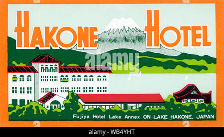 [ Pre-war Japan - Hakone Hotel Label ] —   Luggage label featuring Mount Fuji in the background, for The Hakone Hotel in Hakone, Kanagawa Prefecture.  20th century vintage label. Stock Photo