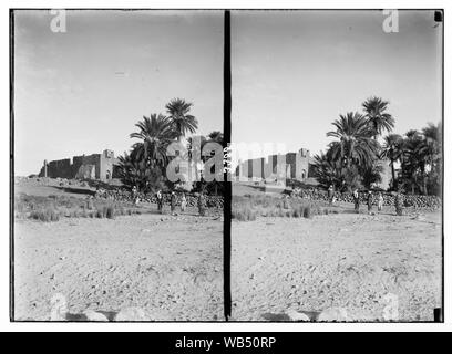 El-Azrak & Wadi Sirhan in the Arabian desert. Druse [i.e., Druze] political refugees from Jebel Druse (The Hauran). El-Azrak. The oasis and castle Abstract/medium: G. Eric and Edith Matson Photograph Collection Stock Photo