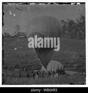 Fair Oaks, Virginia. Prof. Thaddeus S. Lowe replenishing balloon INTREPID from balloon CONSTITUTION Stock Photo