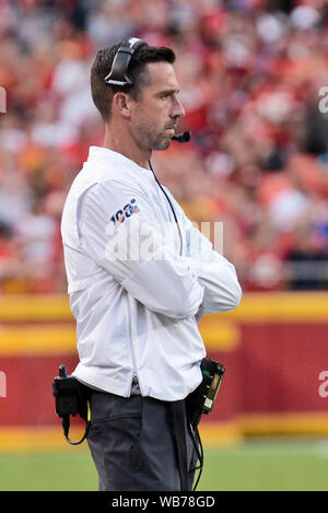 Kansas City, USA. 24th August, 2019. San Francisco head coach Kyle Shannon watches the play during a week 3 preseason game where the San Fransisco 49ers visited the Kansas City Chiefs held at Arrowhead Stadium in Kansas City, MO Richard Ulreich/CSM Credit: Cal Sport Media/Alamy Live News Stock Photo