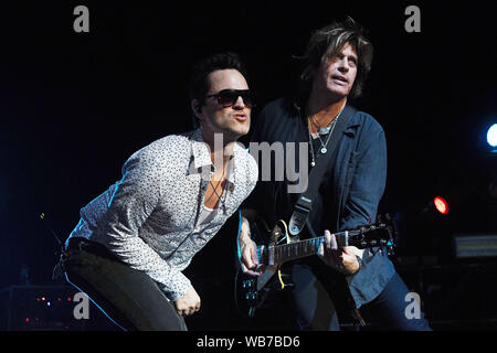 Rio de Janeiro, February 15, 2019. Vocalist Jeff Gutt and guitarist Dean DeLeo, from the band Stone Temple Pilots, during a show at Km de Vantagens. Stock Photo