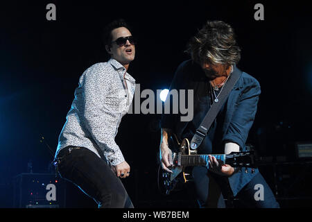 Rio de Janeiro, February 15, 2019. Vocalist Jeff Gutt and guitarist Dean DeLeo, from the band Stone Temple Pilots, during a show at Km de Vantagens. Stock Photo