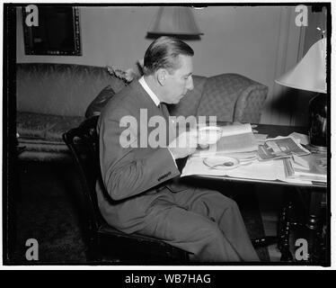 Florida Senator. Washington, D.C., Jan. 29. Senator Claude A. Pepper, Democrat of Florida, who is one of the leaders in the current Filibuster against the Anti-lynching bill in the [...], 1/29/38 Abstract/medium: 1 negative : glass ; 4 x 5 in. or smaller Stock Photo