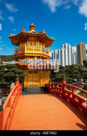 Pavilion of Absolute Perfection and Wu Bridge in Nan Lian Garden, Chinese Classical Garden. Diamond Hill, Kowloon, Hong Kong, China. Stock Photo