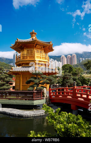 Pavilion of Absolute Perfection and Wu Bridge in Nan Lian Garden, Chinese Classical Garden. Diamond Hill, Kowloon, Hong Kong, China. Stock Photo