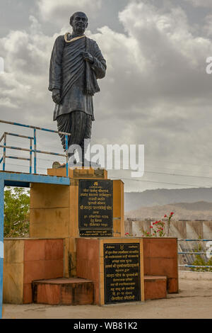 28 Jun 2012 Statue of sardar vallabh bhai patel at sardar sarovar dam kevadia coloni Gujarat INDIA asia Stock Photo