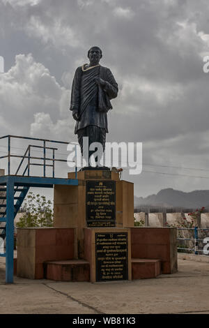 28 Jun 2012 Statue of sardar vallabh bhai patel at sardar sarovar dam kevadia coloni Gujarat INDIA asia Stock Photo