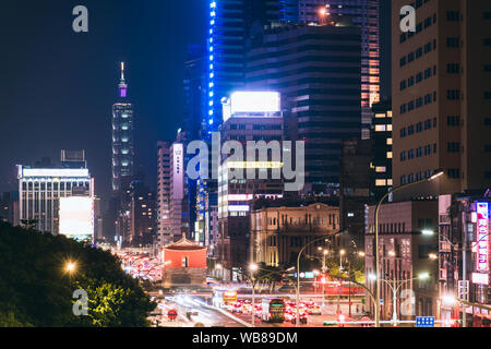 Taipei, Taiwan - Aug 11, 2019: Aerial panorama over Downtown Taipei with Taipei 101 Skyscraper, capital city of Taiwan Stock Photo