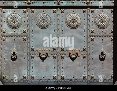 Close-up of the richly decorated main entrance of the synagogue in Trieste, Italy Stock Photo