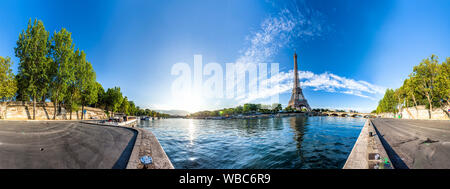 Panorama of the Eiffel Tower and riverside of the Seine in Paris Stock Photo