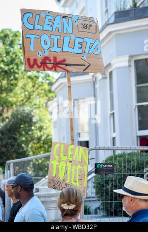 London, UK.  26 August 2019.  Toilet facilities at the Grand Finale Parade at the Notting Hill Carnival.  Over one million revellers are expected to visit Europe's biggest street party over the Bank Holiday Weekend in a popular annual event celebrating Caribbean culture.  Credit: Stephen Chung / Alamy Live News Stock Photo