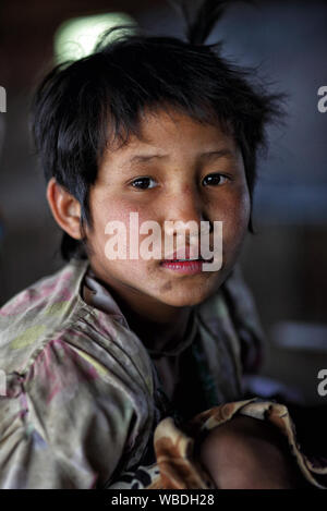 Palaung girl in a village near Hsipaw, Myanmar Stock Photo