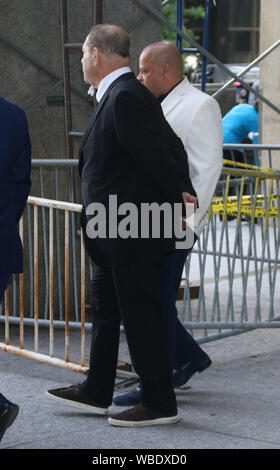 New York, NY, USA. 26th Aug, 2019. Harvey Weinstein leaving State Supreme Court after hearing new indictment involving Annabella Sciorra and move new trail date to January 6, 2020 in New York. August 26, 2019 Credit: Rw/Media Punch/Alamy Live News Stock Photo