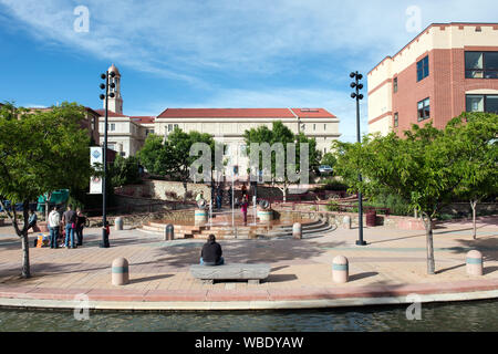 Fountain and plaza along the Historic Arkansas Riverwalk (HARP) in Pueblo, Colorado Stock Photo