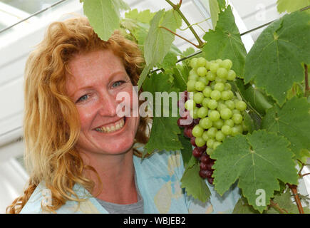 TV gardener Charlie Dimmock is pictured at Culzean Castle near Ayr today,  Friday 8/6/01