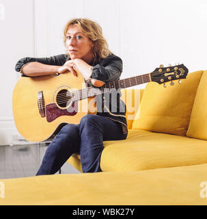 Martha Wainwright photographed on 17th May 2006. Primrose Hill, London, England, United Kingdom. Stock Photo