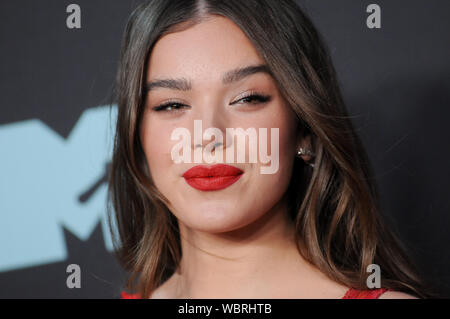 Newark, USA. 27th Aug, 2019. Hailee Steinfeld attends the 2019 MTV Video Music Video Awards held at the Prudential Center in Newark, NJ Credit: SOPA Images Limited/Alamy Live News Stock Photo