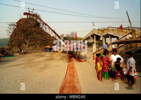 Garjiya Devi Temple on the banks of the Kosi River at the Garjiya village near Ramnagar, Uttarakhand, India Stock Photo