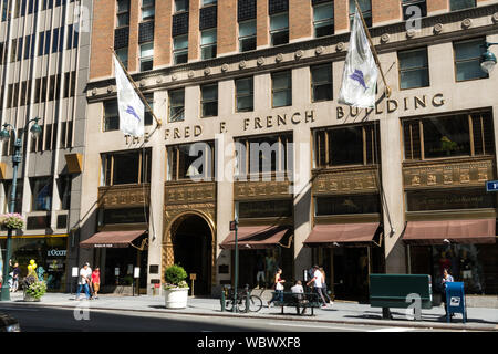 Tommy Bahama Storefront on Fifth Avenue in New York City, USA Stock Photo