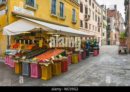 Fruit and vegetable stalls outside a shop on the Rio Terá Barba Frutariol, Venice, Italy Stock Photo