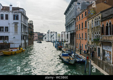 The Canale di Cannaregio, looking south from the Ponte delle Guglie bridge (Bridge of Spires), Venice, Italy Stock Photo