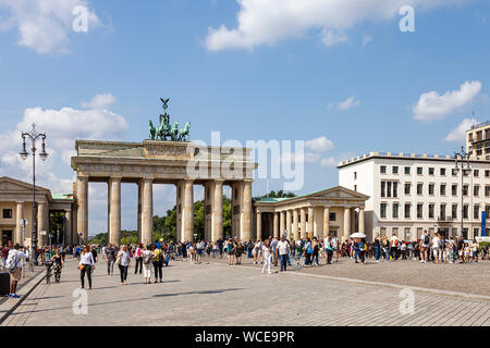 Tourists on the Pariser Platz in front of the Brandenburg Gate in Berlin, Germany Stock Photo
