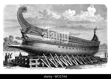 Ancient roman ship and rowers hi res stock photography and images