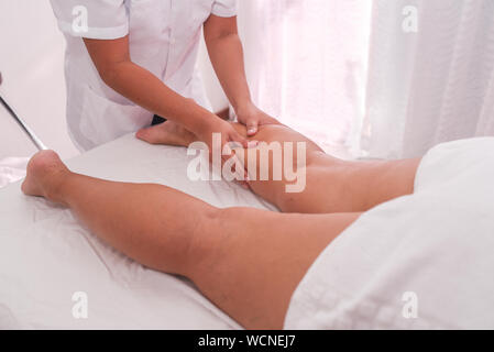 body massage for body, muscle and mind relaxation Stock Photo