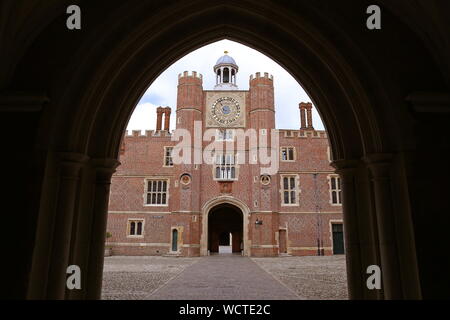 Anne Boleyn Tower and Astronomical Clock, Clock Court, Hampton Court Palace, East Molesey, Surrey, England, Great Britain, United Kingdom, UK, Europe Stock Photo