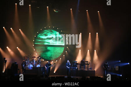 August 27, 2019, Norfolk, Virginia, USA: The Australian Pink Floyd Show brings the floyd alive for the  crowd at Chrysler Hall on 27 August 2019 in Norfolk, Virginia.  ..photo  ..Â©Jeff Moore 2019 (Credit Image: © Jeff Moore/ZUMA Wire) Stock Photo