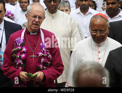 Negombo, Sri lanka. 29th Aug, 2019. The Archbishop of Canterbury Justin Welby (L) and archbishop of Colombo Cardinal Malcolm Ranjith (R) at St. Sebastian's church in Katuwapitiya village, Negombo, Sri Lanka, August. 29, 2019. Credit: Pradeep Dambarage/ZUMA Wire/Alamy Live News Stock Photo