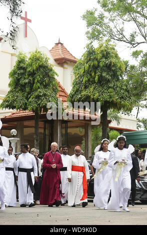 Negombo, Sri lanka. 29th Aug, 2019. The Archbishop of Canterbury Justin Welby (L) and archbishop of Colombo Cardinal Malcolm Ranjith (R) at St. Sebastian's church in Katuwapitiya village, Negombo, Sri Lanka, August. 29, 2019. Credit: Pradeep Dambarage/ZUMA Wire/Alamy Live News Stock Photo